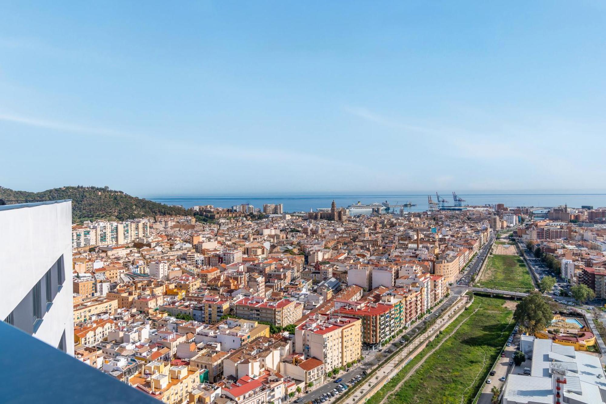 Malaga Tower View Daire Dış mekan fotoğraf