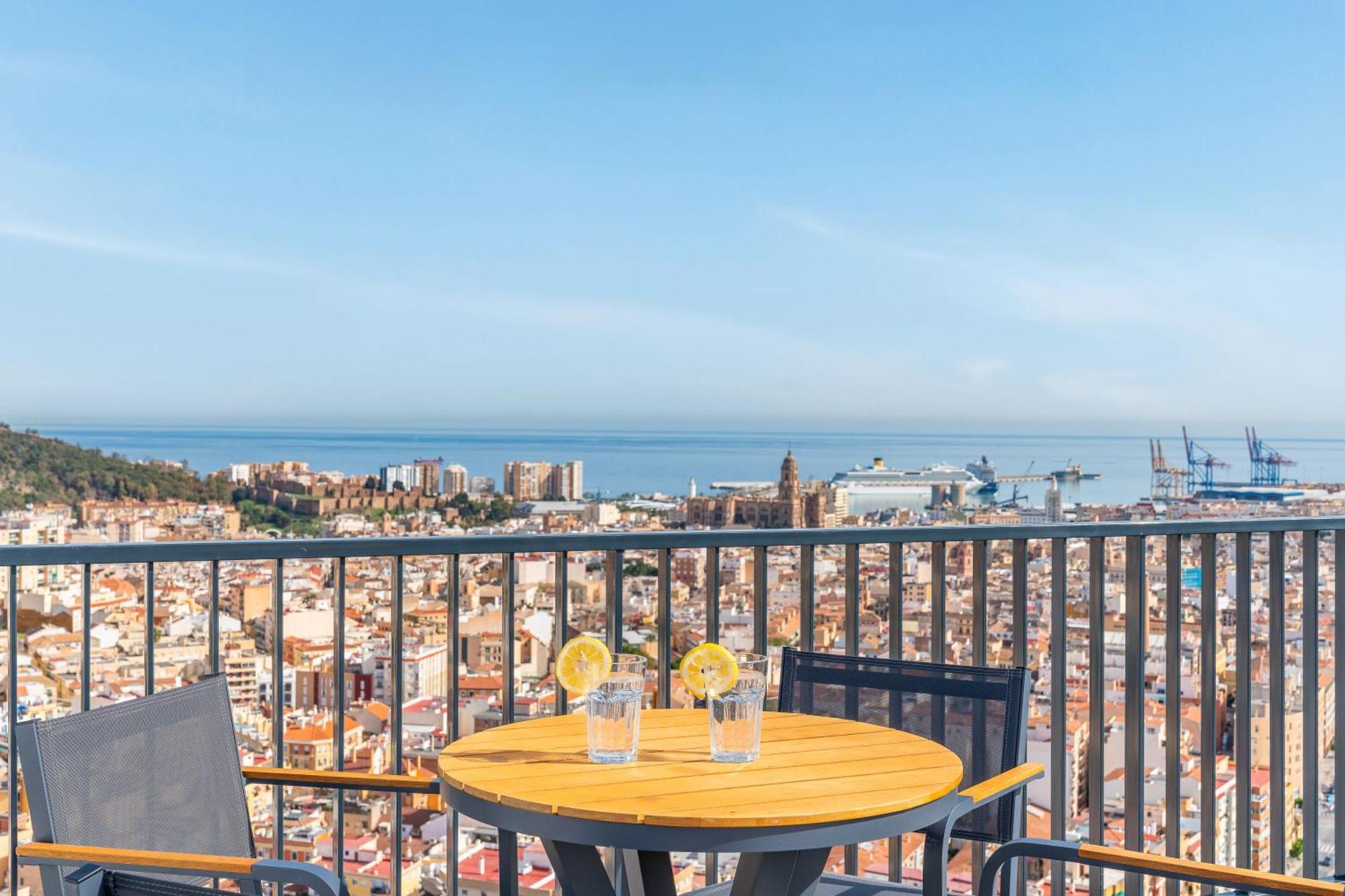 Malaga Tower View Daire Dış mekan fotoğraf